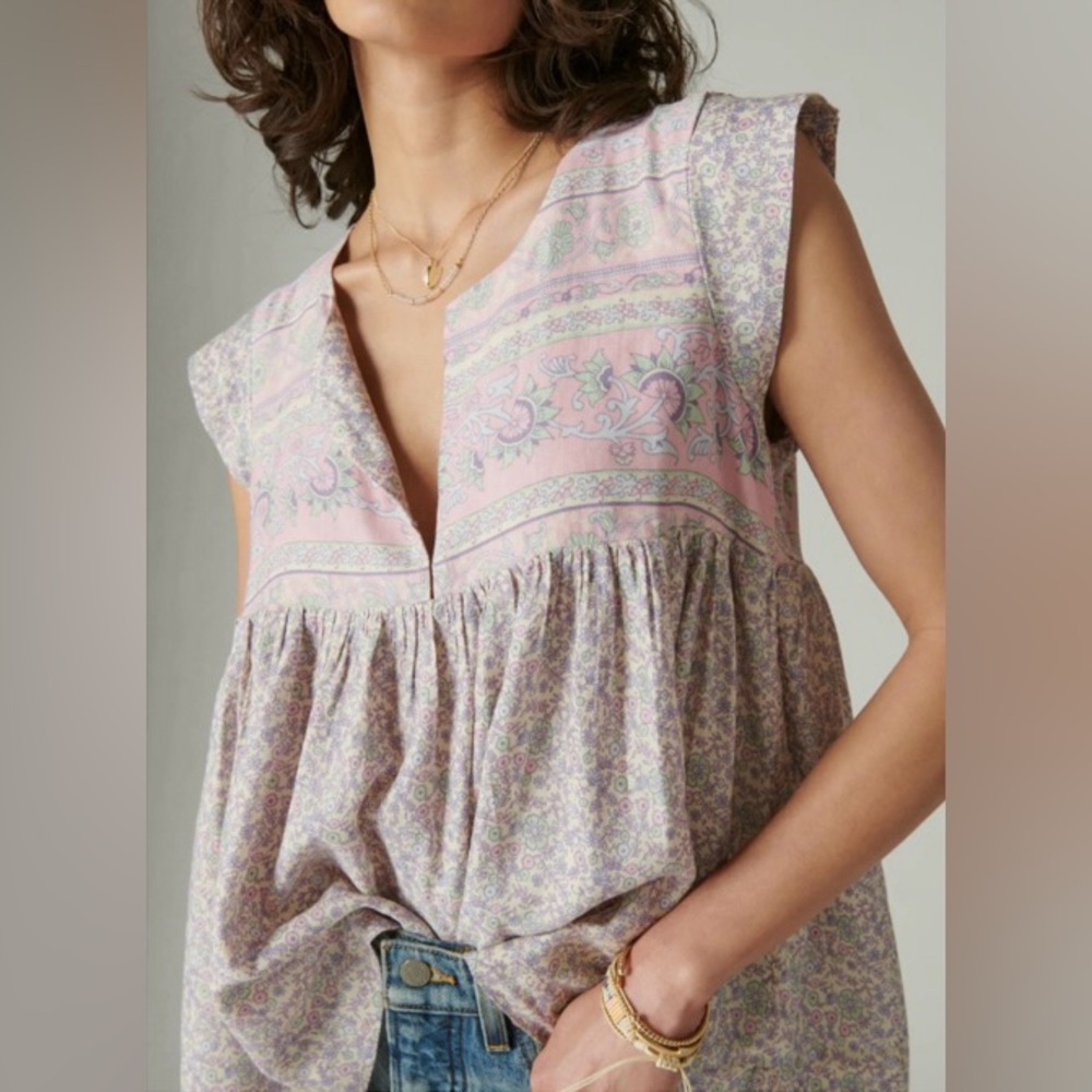 Lucky Brand Printed Flutter Sleeve Top Size M